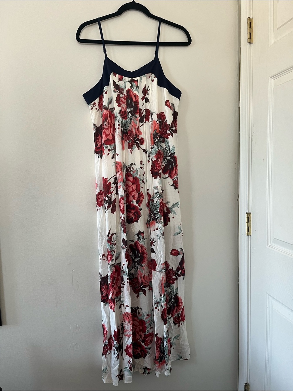 Red Rose Floral Print Maxi Dress Large Sleeveless Feminine Romantic Going Out